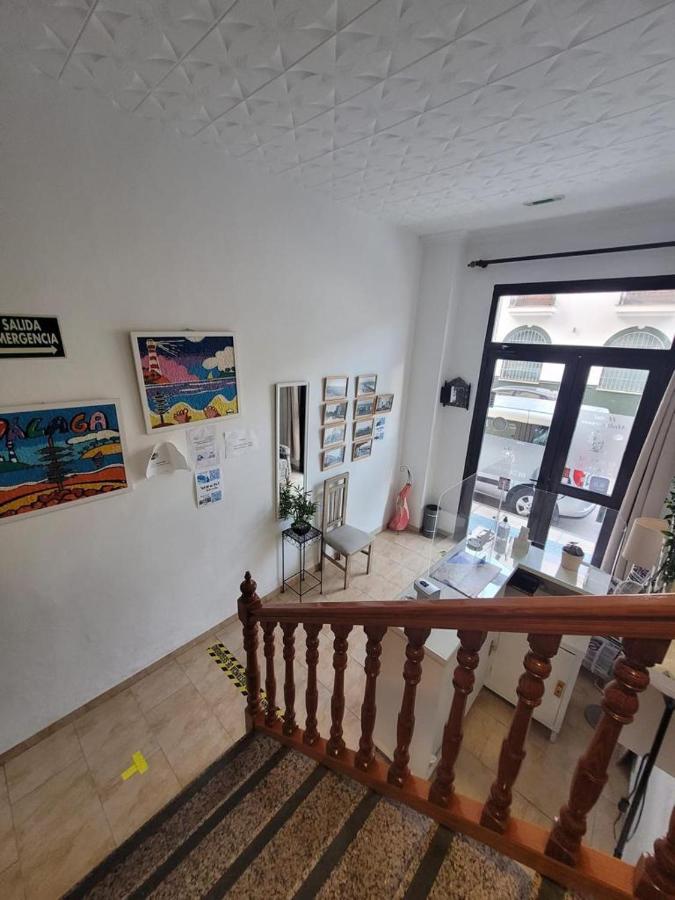 Hostal Mediterraneo Torre Del Mar Exterior photo